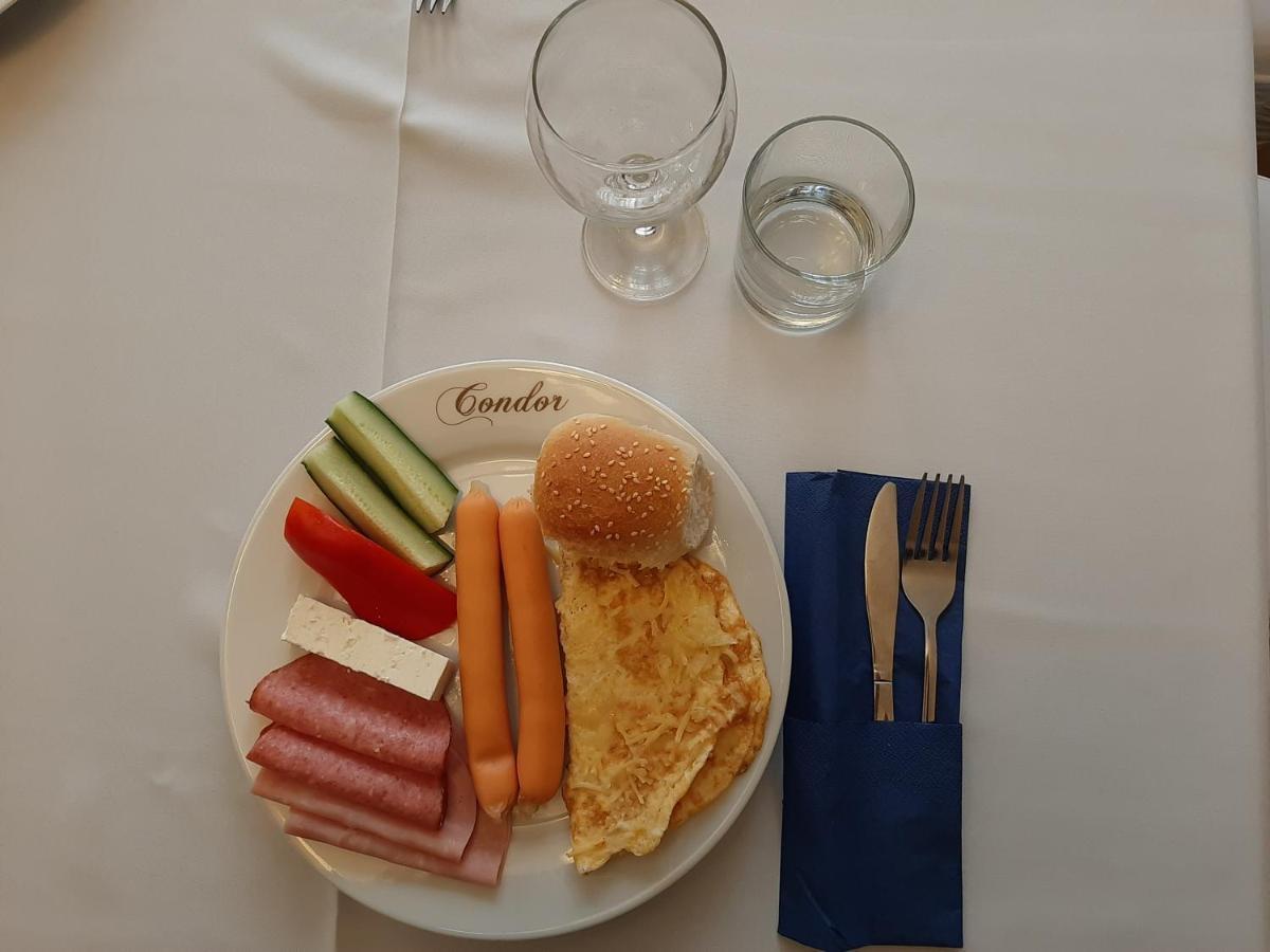 Hotel Condor 오라비차 외부 사진