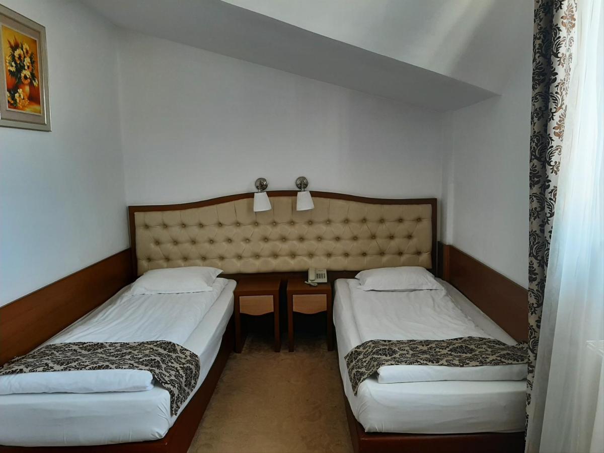 Hotel Condor 오라비차 외부 사진